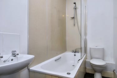 1 bed house, 7 Seaton Avenue, Mutley, Plymouth, PL46QJ - Image 2
